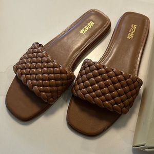 BNIB Michael Kors, slides sandals
